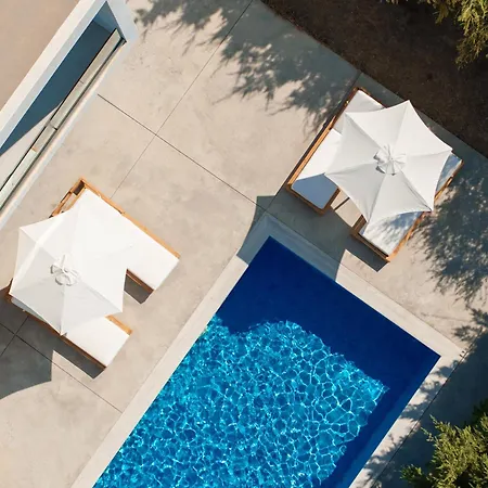Elia Luxury Villa *