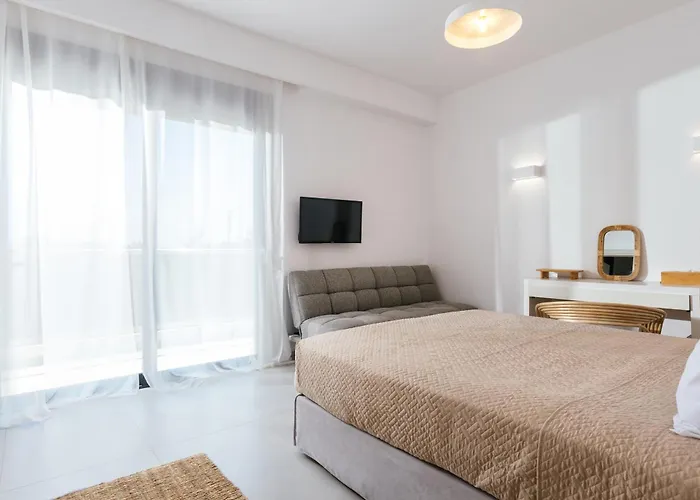 Elia Luxury *