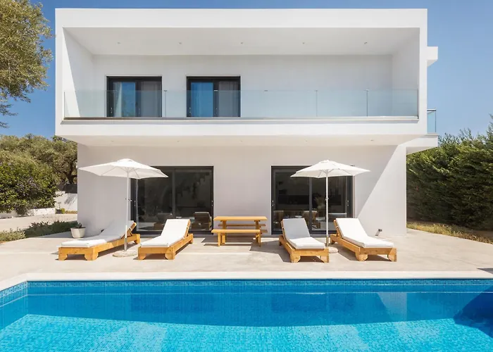 Elia Luxury Акротири