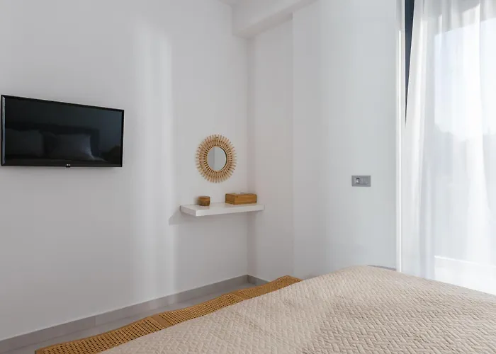 Elia Luxury Акротири